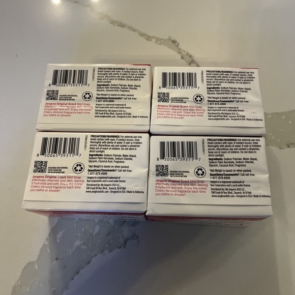 Jergens Mild Soap Original Scent Cherry Almond 4 Pack 8 Bars, 3 oz ea. - Picture 2 of 2